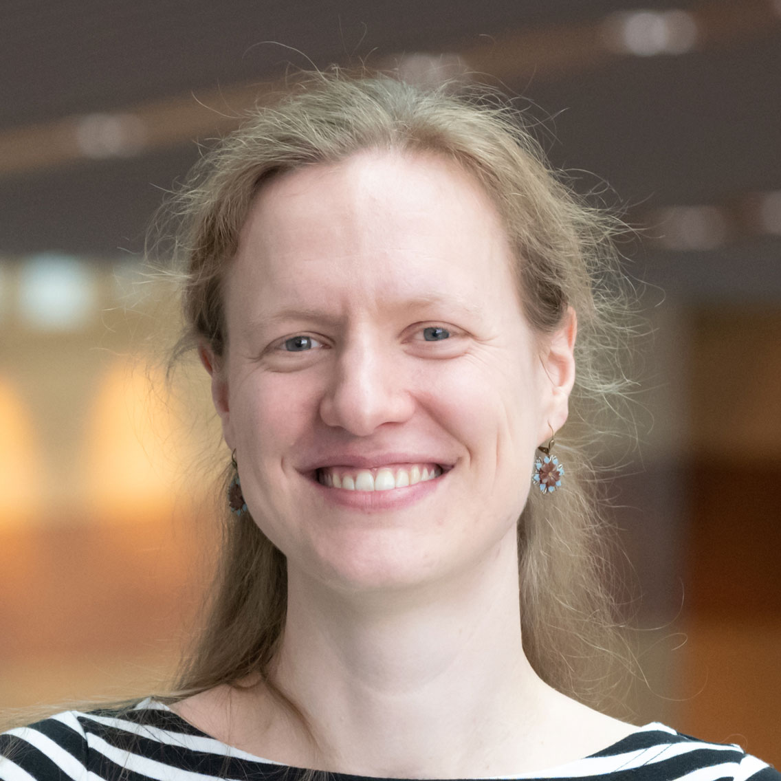 Louise Walport